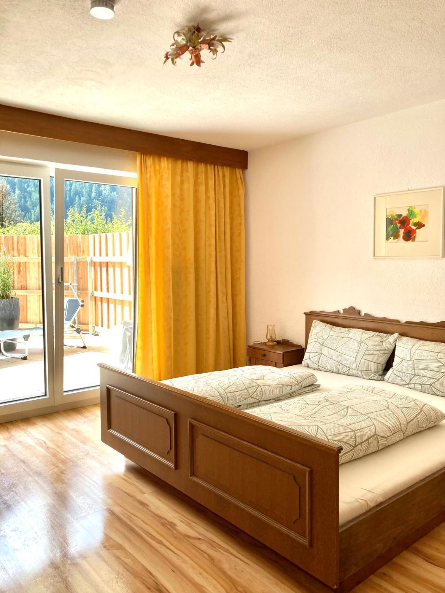Haus Evi Apartment เอิทซ์ ภายนอก รูปภาพ